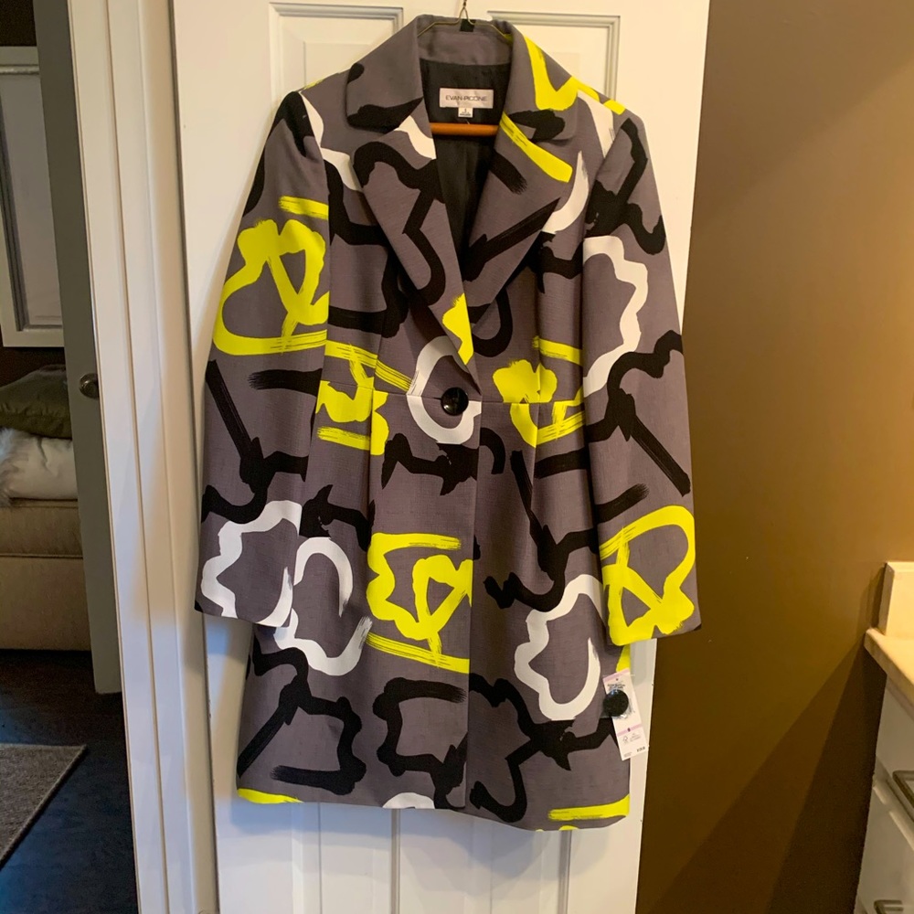 Gray long sleeve multi-colored jacket